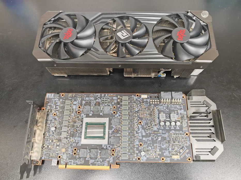 Red Devil 6800XT 16gb  2 bucati la pret de una !