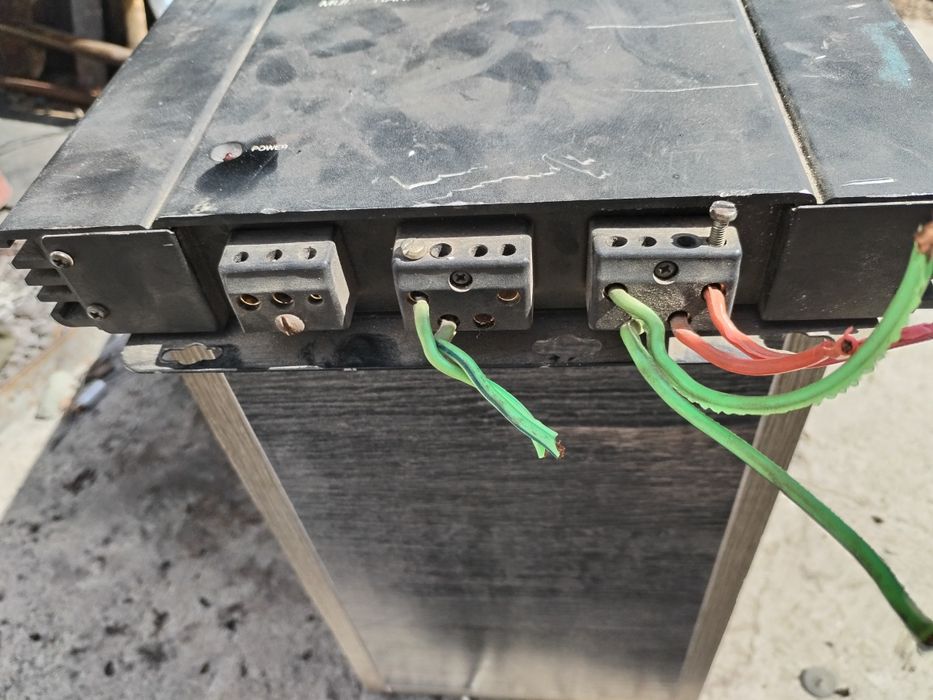 Продам саб в хорошем состоянии