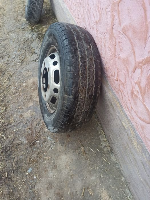 Шины с дисками две пары
