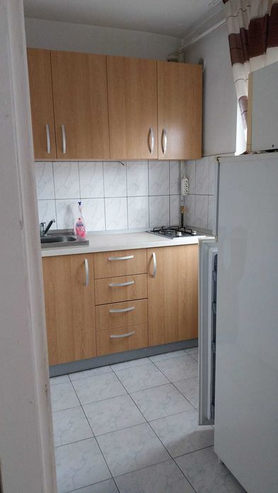Se inchiriaza garsoniera