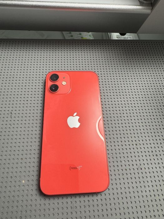 Iphone 12 mini red