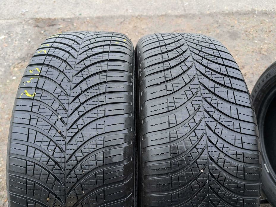 235/55 R19 • All Season • Goodyear Vector 4Seasons Gen 3 SUV 105W | 2 buc | DOT 2022 | Pret/buc