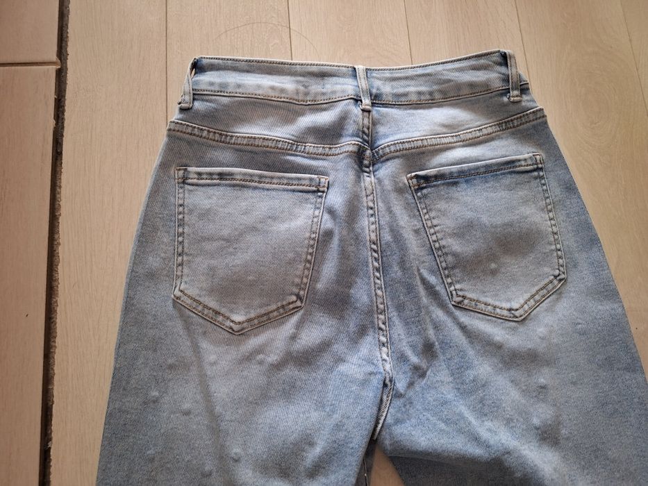 Дамски дънки с камъчета