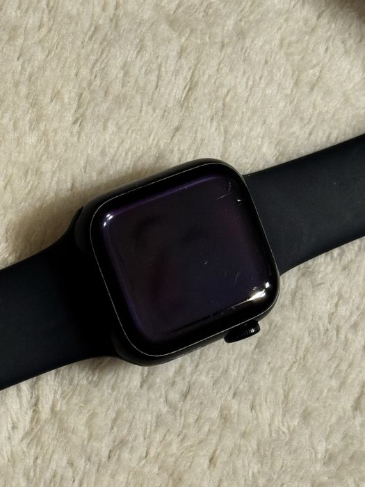 Apple watch series 8