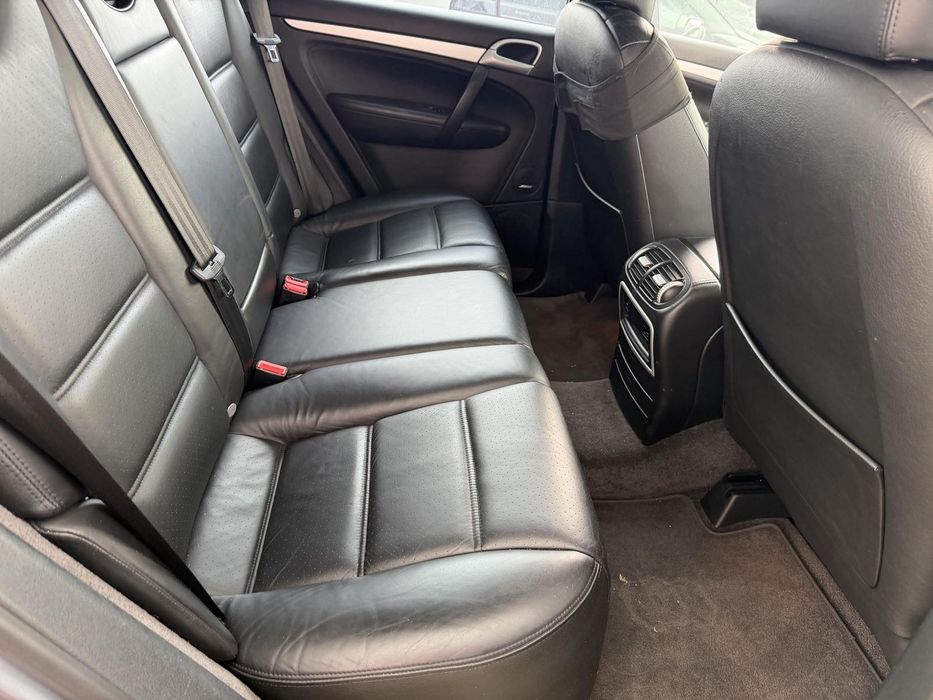 Porsche Cayenne 4500 turbo
