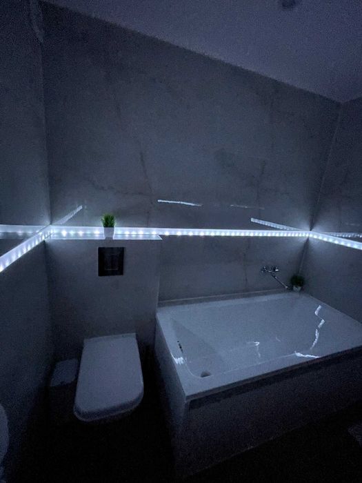 Дава се под наем Многостаен апартамент в Бургас, Сарафово - 180 кв.м за 1200 € - Снимка #7