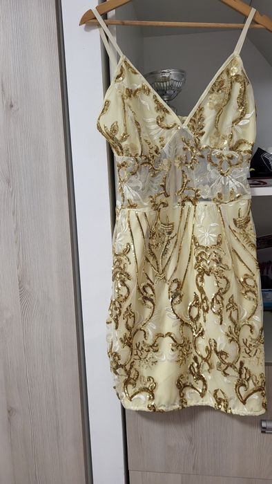 Rochii de seară cu paiete