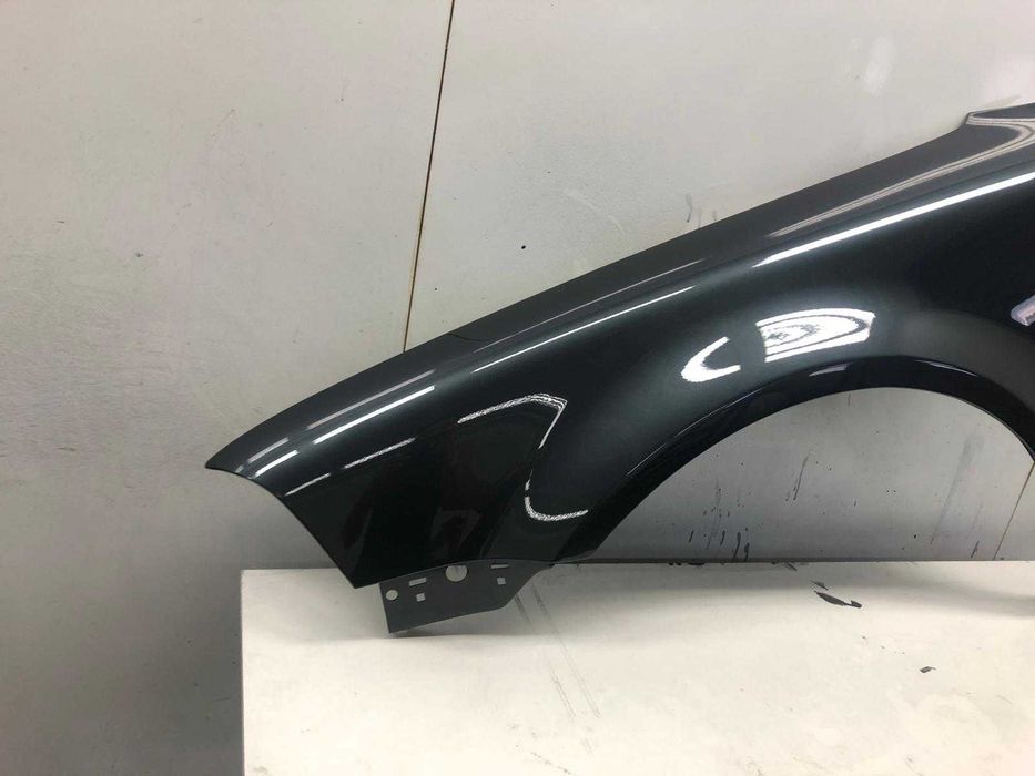 Aripa Fata Stanga VW Passat B5.5 An 2000-2004 (LC7V (Gri))