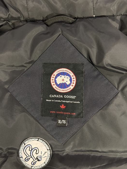 Canada goose puffer jacket яке