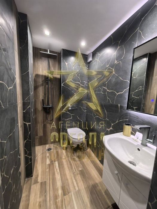 Продава се Тристаен апартамент в Пловдив, Гагарин - 60 кв.м за 1250 €/кв.м - Снимка #2