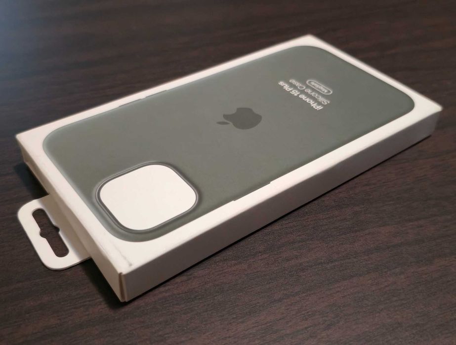 Husa silicon originala Apple Silicone Case Magsafe iPhone 15 Plus