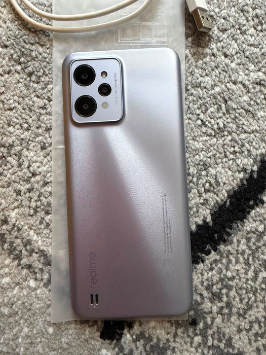 Телефон realme C31