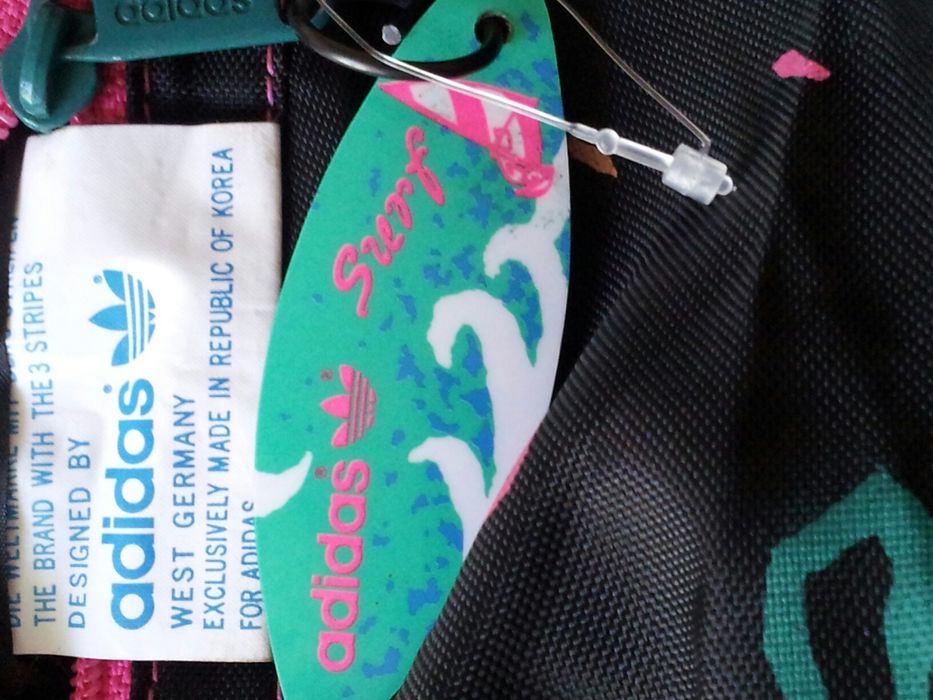 Нови пантофки 2 чифта Оригинална раница "Adidas"+още една цикламена+2ч