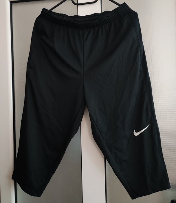 Спортен  юношески/мъжки екип Nike Dry