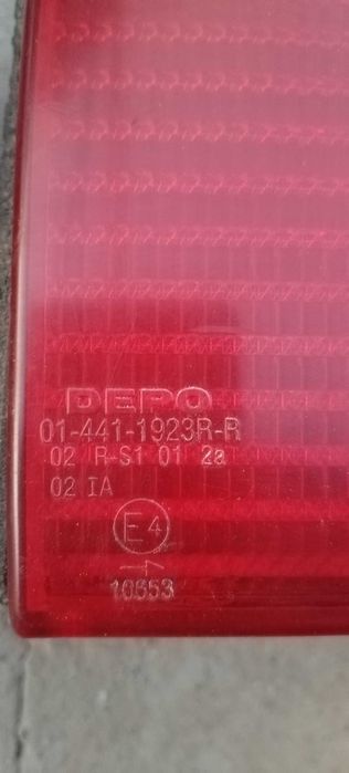 Поворотник Ауди 100 С4 малина