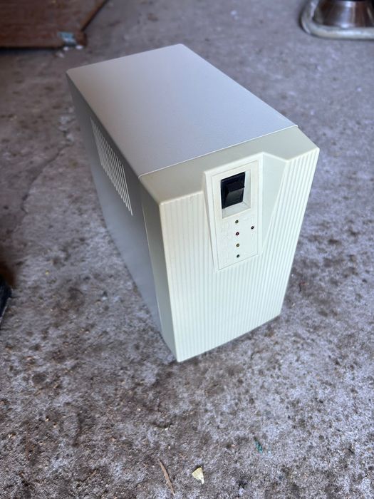 Источник бесперебойного питания