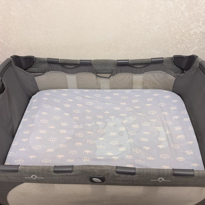 Продаю манеж Joie в отличном состоянии