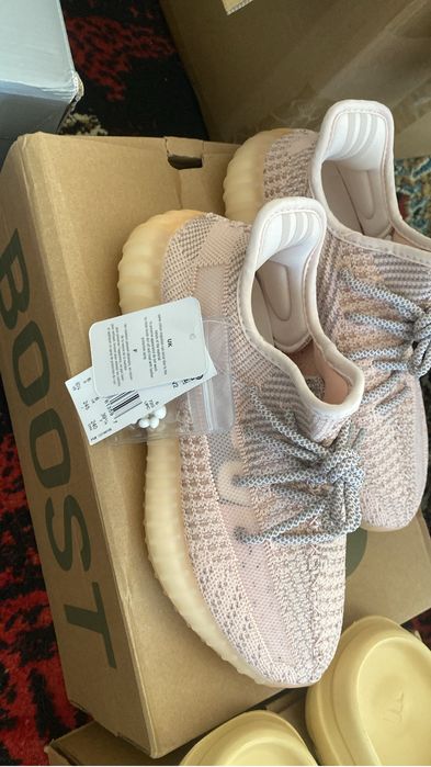 Adidas yeezy 350 v2
