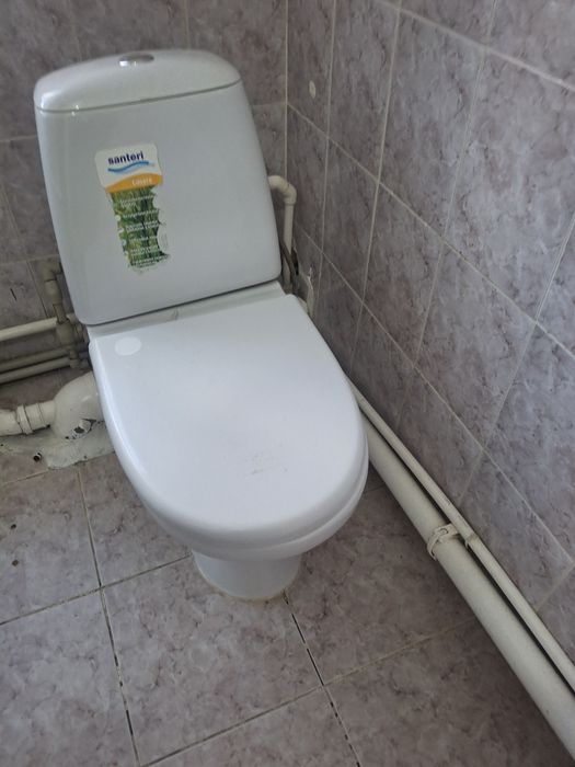 Продам унитаз хор состояние