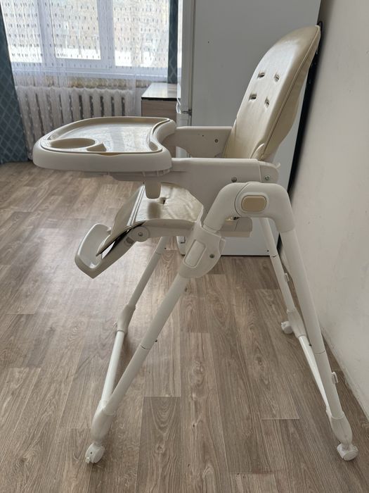 Продам стульчик для кормления