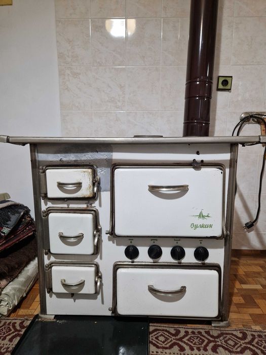 Печка Вулкан-комбинирана-на ток и твърдо гориво