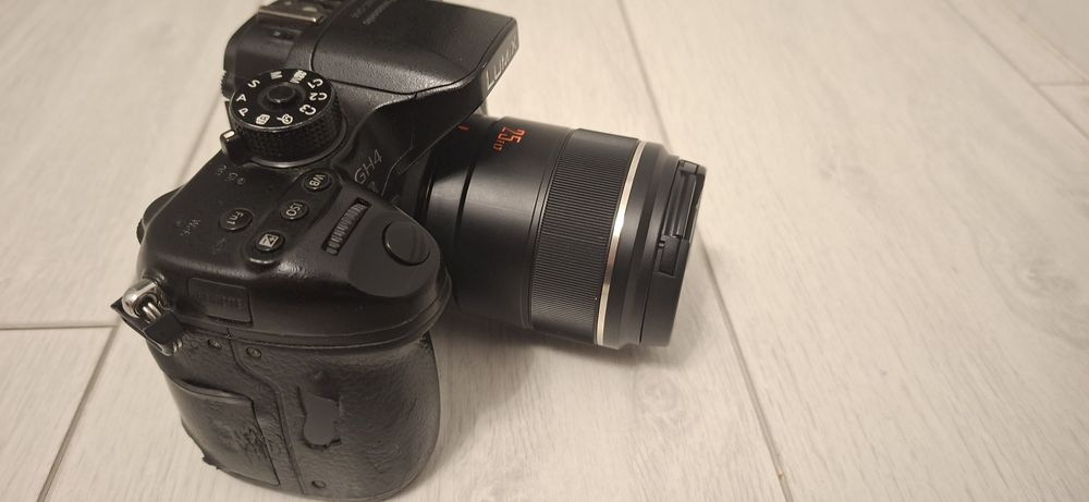 Panasonic Lumix GH4
