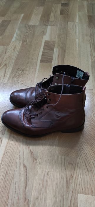 Ghete exclusiv piele