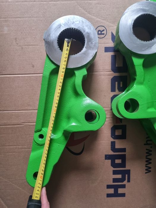 Brat monobloc tractor John Deere stanga sau dreapta 6000/7405
