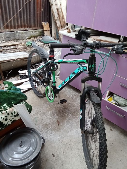 Продам велосипед скоростной.