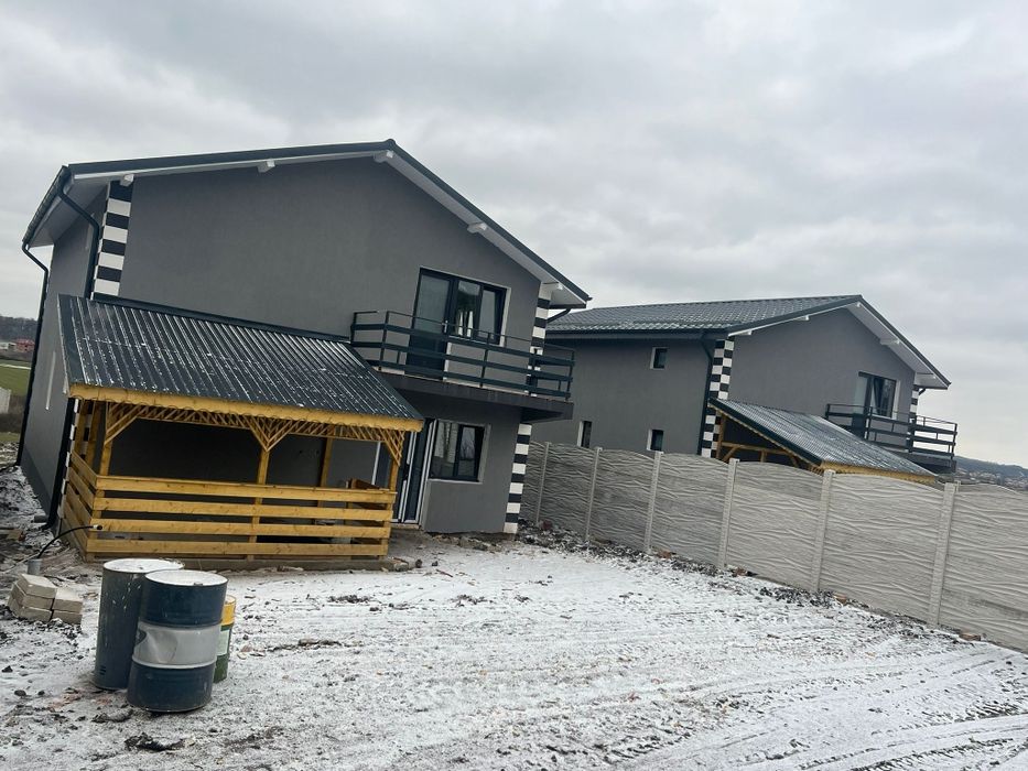 2x Case de Vanzare in Comuna Breasta la Str Principala(Casa)