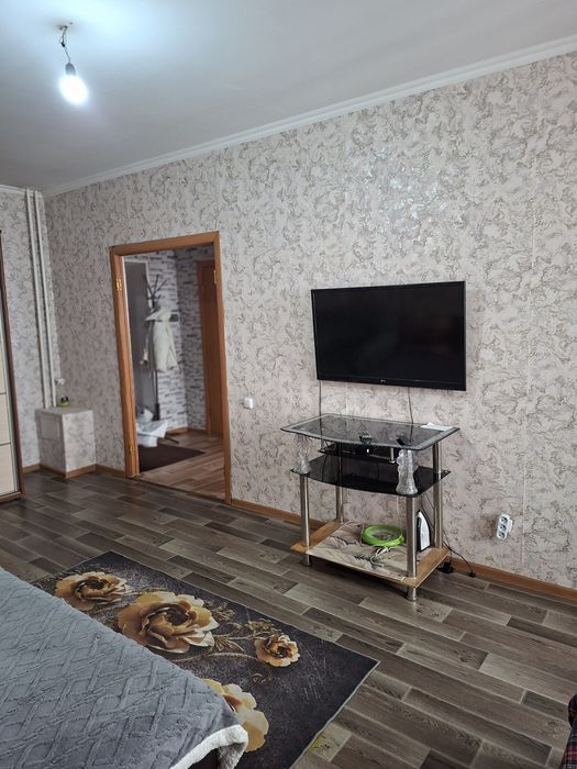 Сдам 1 ком квартиру посуточно