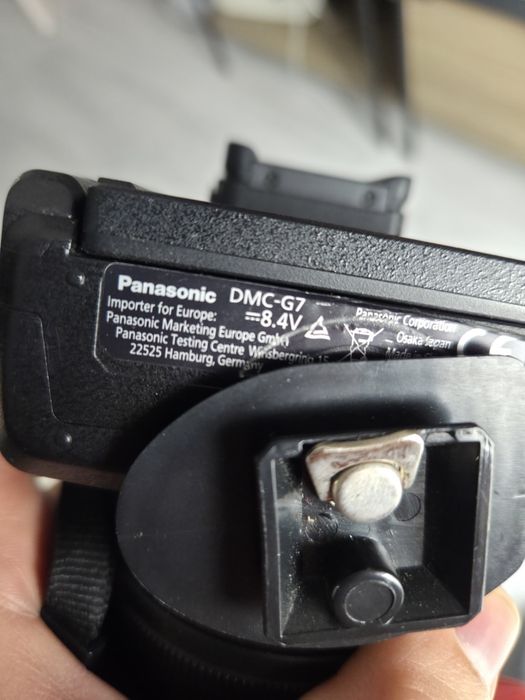 Panasonic Lumix DMC G7 cu obiectiv si  accesorii