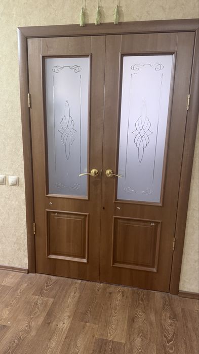 Продам двери в хорошем состоянии