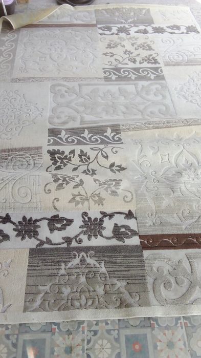 Продам ковер шелковый бельгийский