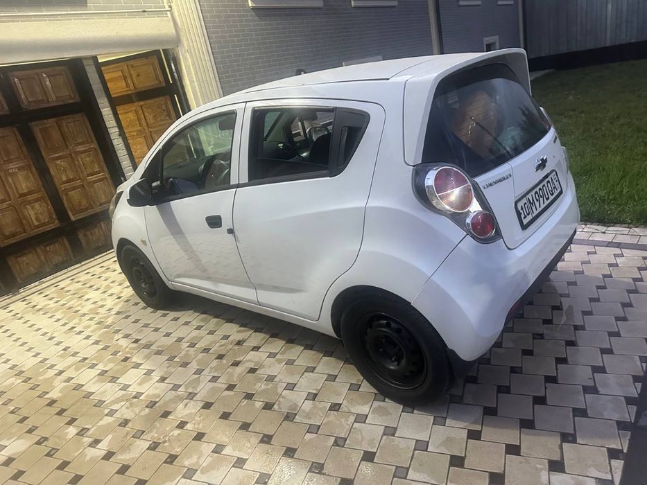 Chevrolet Spark 2010 yil
