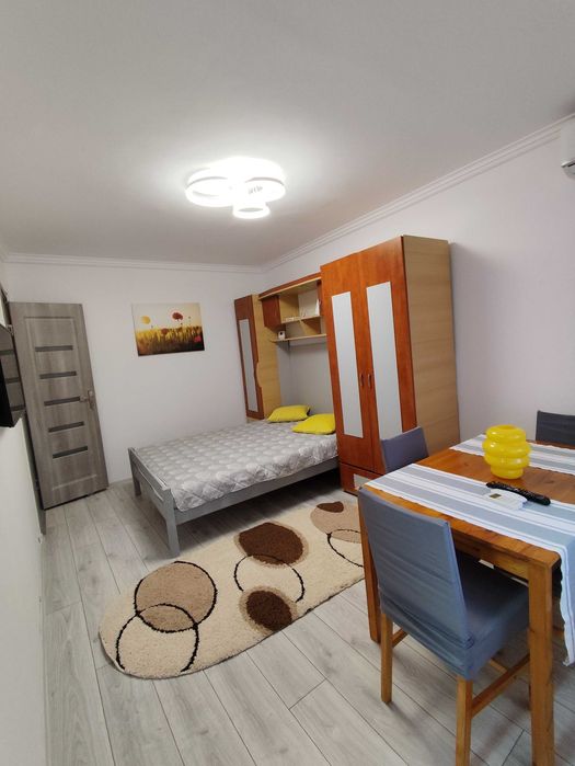 De Inchiriat Garosniera Proprietar direct! Zona buna Dambovita--Aurora