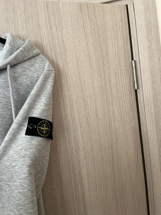 Суитчъер Stone island
