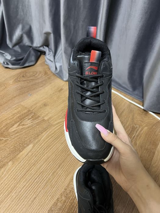 зимние мужские кроссовки