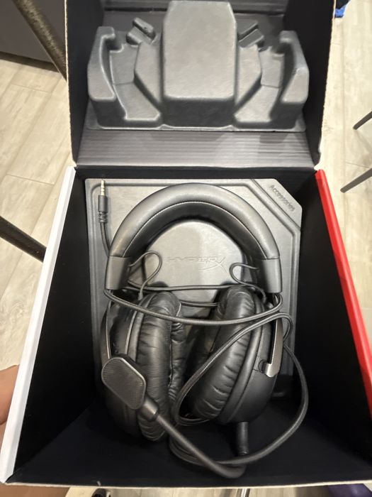 Наушник hyperx cloud III