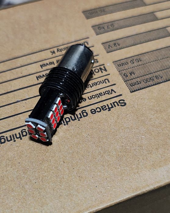Becuri Led P21 5W