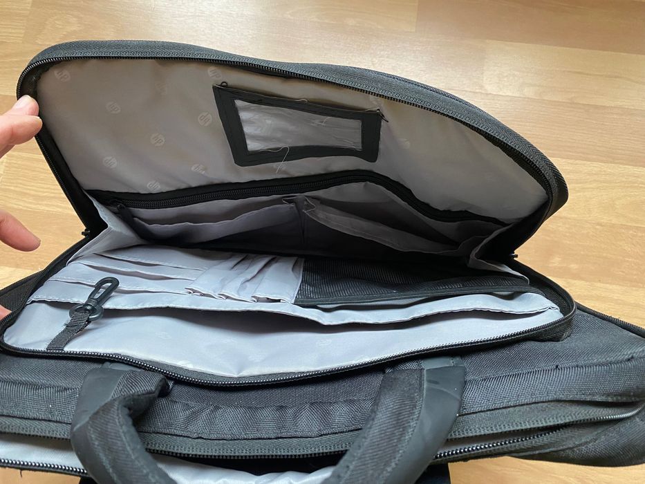 Чанти за лаптоп HP 16"