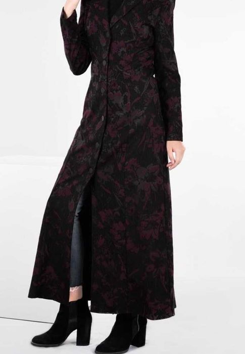 Дълго елегатно  манто