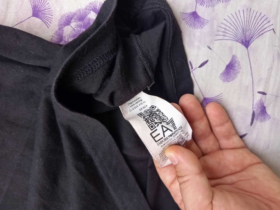 Armani  тениска  L