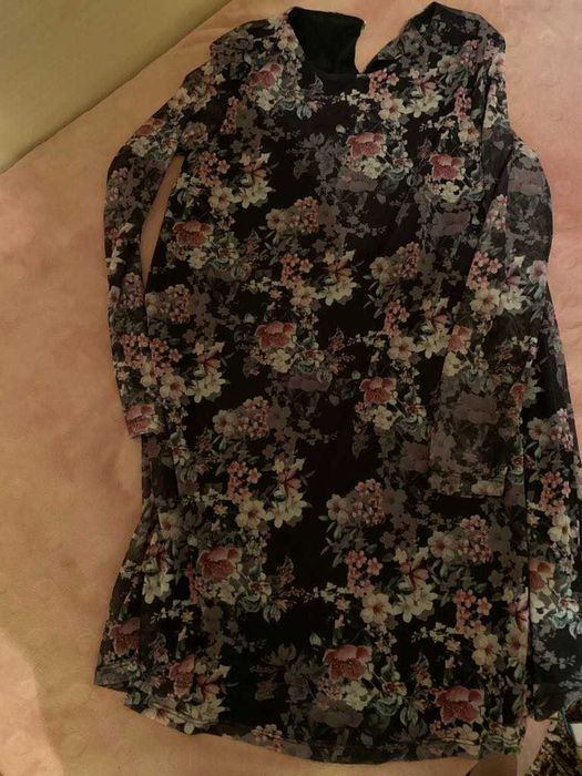 Рокля на цветя -Mohito