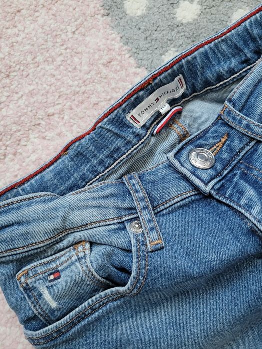 Blugi Tommy Hilfiger 10 ani