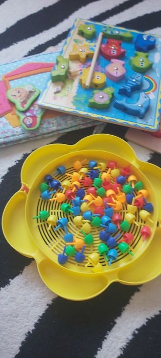 Детские развивающие игрушки