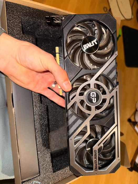 Placa video Palit GeForce® RTX™ 3070 Ti GamingPro, 8GB GDDR6X, 256-bit