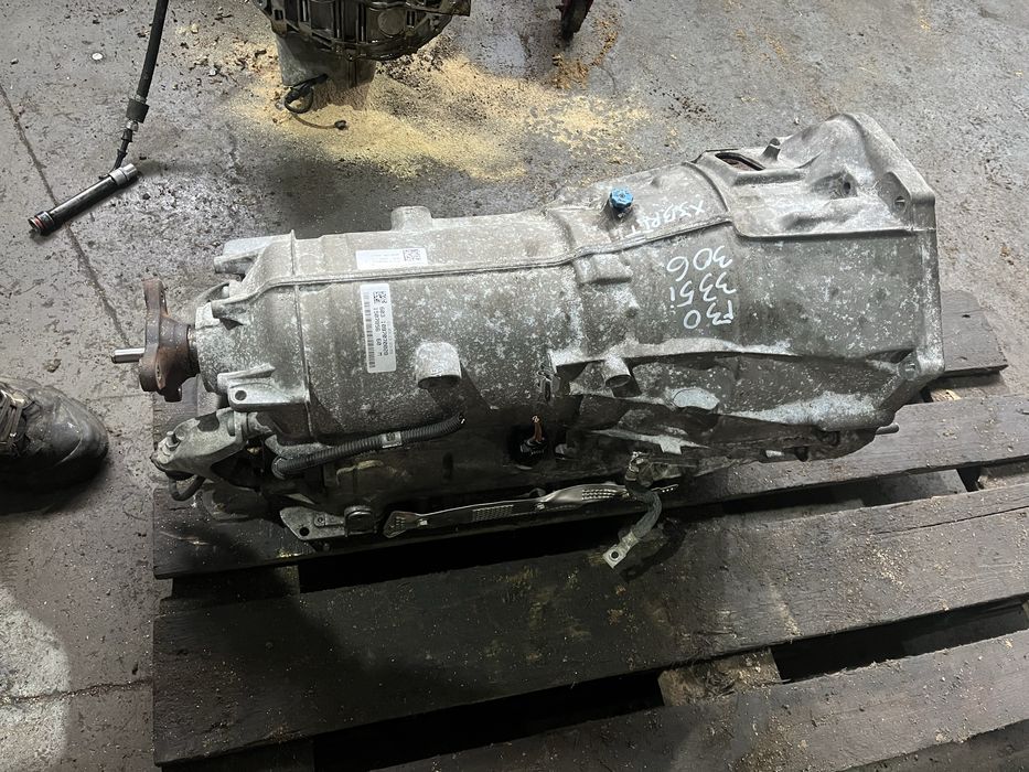 Скоростна кутя бмв ф30/31 335и 306  хибрид ( skorosti bmw f30 hybrid )