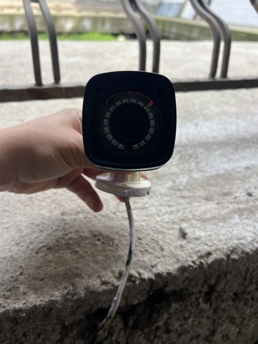 Camera sotiladi b/u ovoz yozadi xolati ideal