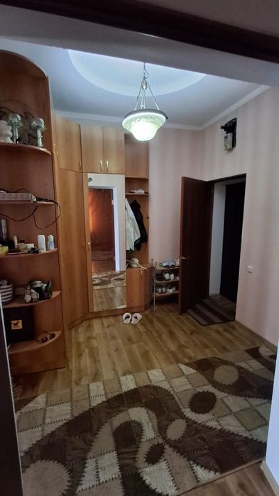 3х комн с мебелью сдам